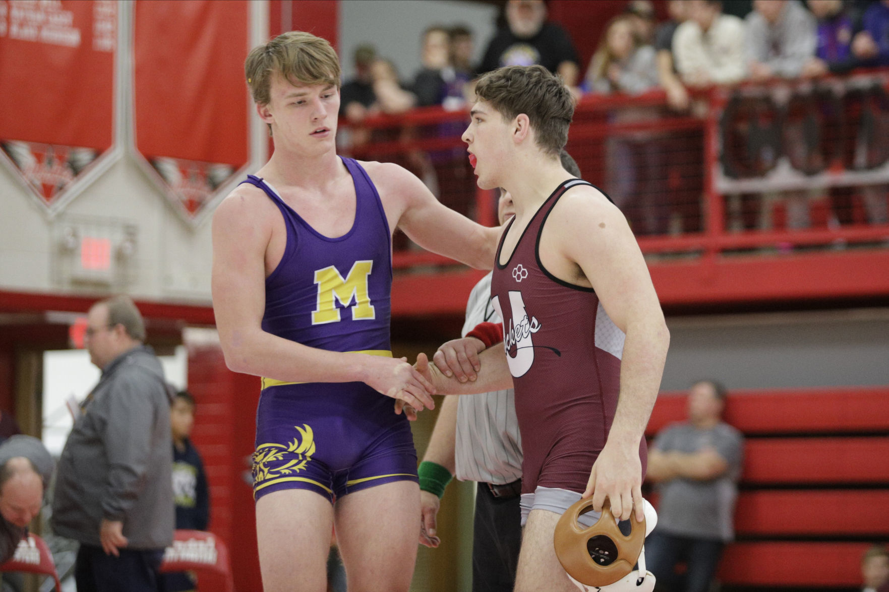 GALLERY-1A-wrestling-sectionals-019-021620.JPG